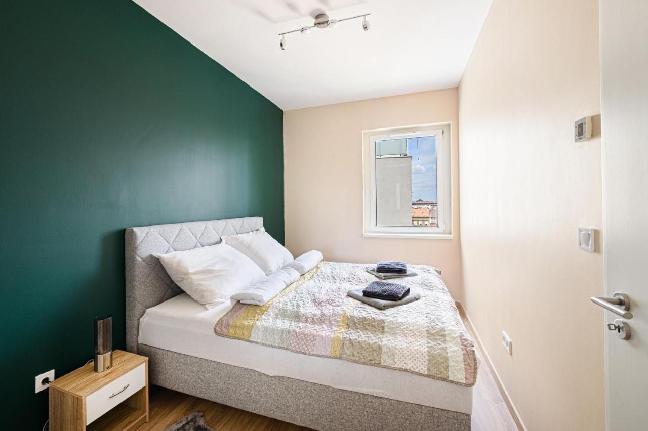 Westside Inn Будапеща Екстериор снимка